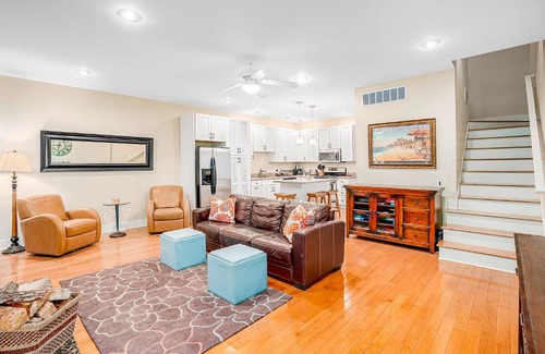 Union Pier House | Beachcomber Cottage