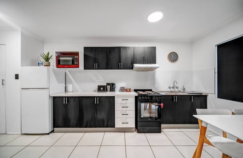 Peregian Beach Apartment | Beachcomber Peregian Beach