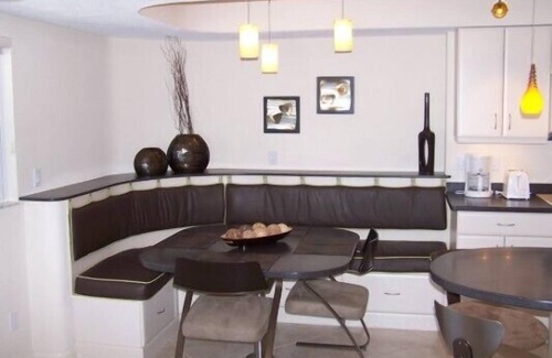 Longboat Key Condo | Beachcomber unit 608