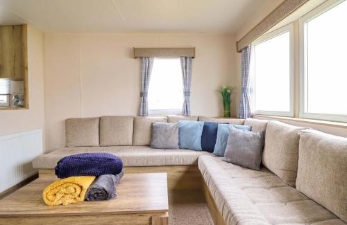 Talybont House | Beachcombers Barmouth Bay Holiday Park