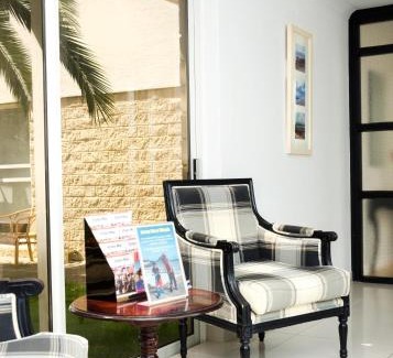 Grouville Hotel | Beachcombers Hotel