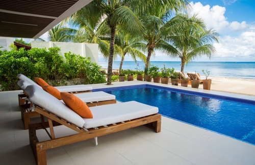 Punta Sam Villa | Beachfront Paradise – Villa on Pristine White Sandy beach
