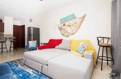 Alfredo V. Bonfil Apartment | Beachfront 1BR - Stunning Views - Near Hotel Zone & Isla Mujeres Ferry