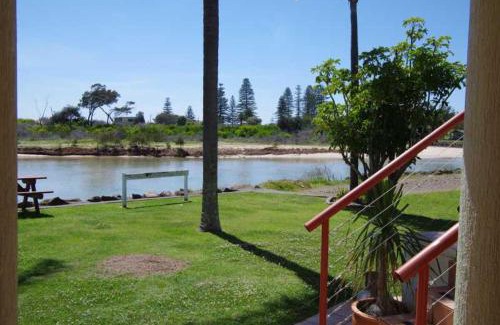 Crescent Head Apartment | Beachfront 2 25 Willow Street
