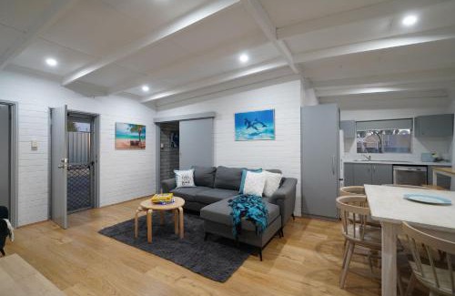 Quinns Rocks House | Beachfront 3BR Home with Stunning Ocean Views