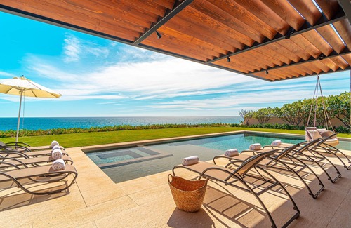San Jose del Cabo Villa | Beachfront 6BR Luxury Villa in RC West Enclave!