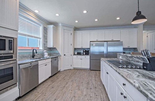 Fort Morgan House | Beachfront 9bed Easybreezy West