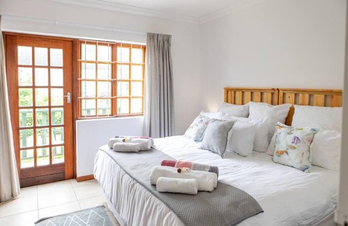 Port Alfred Apartment | Beachfront Accommodation