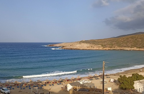 Andros House | Beachfront accomodation on one of Andros's best beaches