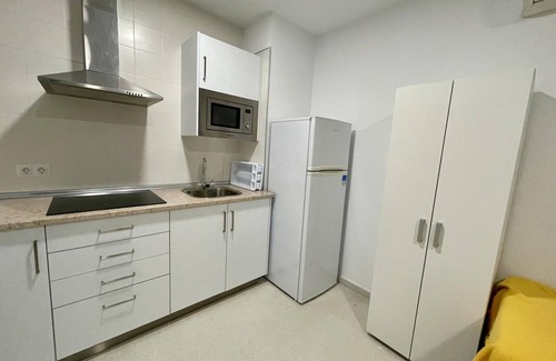 Torrox Costa Apartment | Beachfront apartment with air conditioning and Wi-Fi in Torrox-Costa
