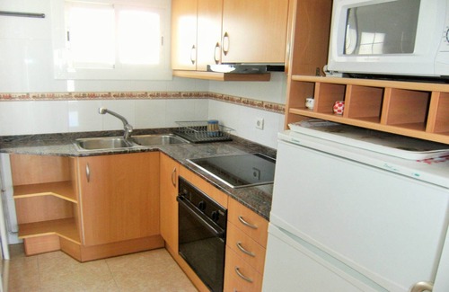 L'Estartit Apartment | Beachfront Apartment with Pool in Spain