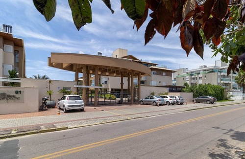 Campeche Leste Apartment | Beachfront apt With Pool and Barbecue. Vic0203