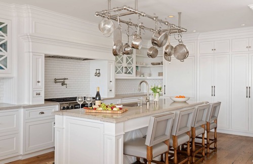 Ventura House | Beachfront at Seacliff