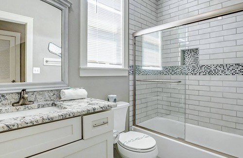 Port Bolivar House | Beachfront Beauty A Romantic Getaway