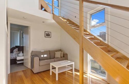 Peakhurst Heights House | Beachfront Bliss at Villa Sarina