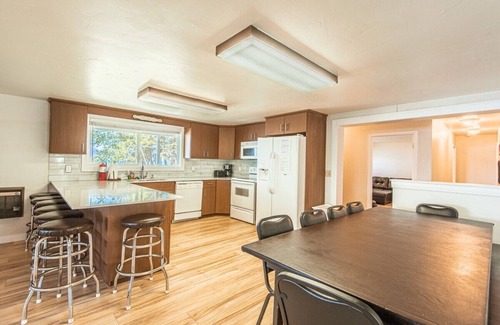 Laketown House | Beachfront Bonanza! East Side Bear Lake Gem