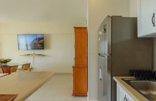 Villas Del Mar Apartment | Beachfront Condo Costa del Sol Sleeps 6