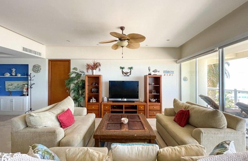 Puerto Penasco House | Beachfront Condo with Pools & Beach #202