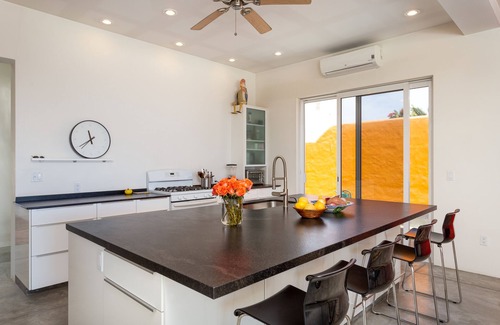 Los Barriles House | Beachfront Contemporary The Heart Of Los Barriles! New 1/1 Guest Casita add-on!