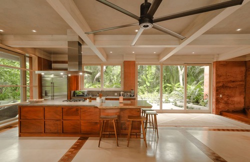 Playa Hermosa Cobano Villa | Beachfront Luxury Villa in Playa Hermosa "Pandora"