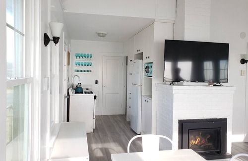 North Truro Cottage | Beachfront Days' Cottages Updated with Modern Luxuries