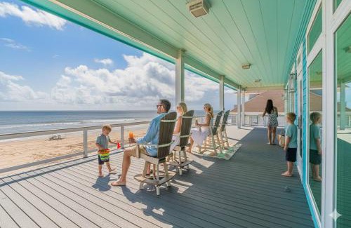 Spanish Grant House | Beachfront Dream Home Views Elevator 2 Kings