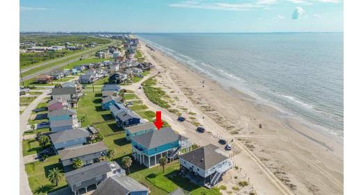 Spanish Grant House | Beachfront Dream Home Views Elevator 2 Kings