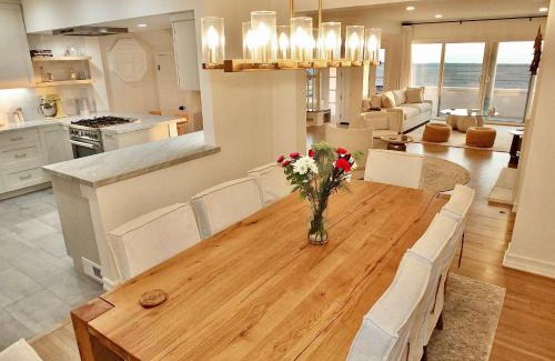 Peninsula House | Beachfront Estate - LB Peninsula