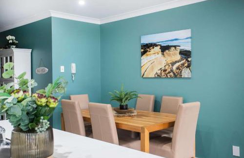 Mollymook Apartment | Beachfront Five