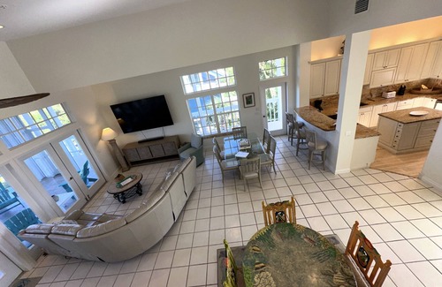 North Captiva House | BEACHFRONT, HEATED POOL, KAYAKS/SUP, LANAI W/GULF VIEWS, 85' DOCK, 2 GOLF CARTS
