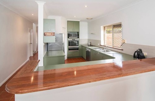 West Busselton House | Beachfront home Busselton- Jetty Views