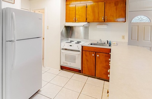 Surf Side Shores House | Beachfront home with furnished deck, great location, & WiFi