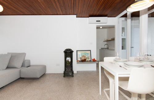 Crveni Vrh House | Beachfront House Sanja