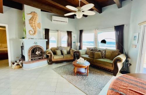 Las Conchas House | Beachfront Jasibe house