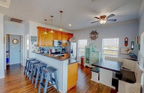 Port Bolivar House | Beachfront Living! Multi-Generation Beach Home with 360 Water Views