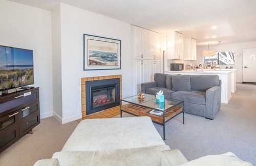 Pajaro Dunes Condo | Beachfront living near Santa Cruz fun! 28 min drive