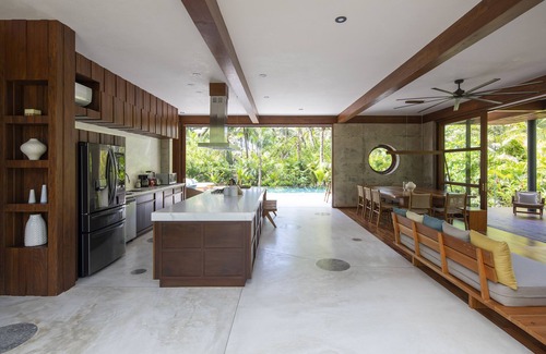 Playa Hermosa Cobano Villa | Beachfront Luxury Villa in Playa Hermosa "Medusa"
