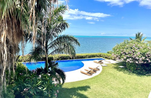 Zona Hotelera Villa | Beachfront Luxury Villa Best Exclusive Concierge Service Fully Equipped Gym