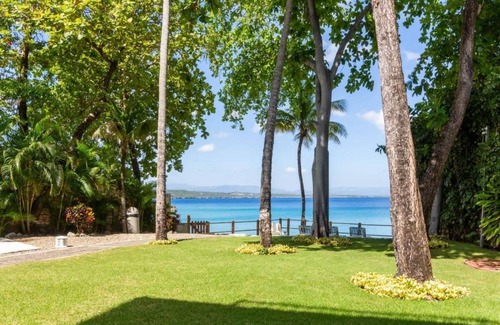 El Batey Apartment | Beachfront Oasis in Sosúa With Ocean Views, Guest Friendly,