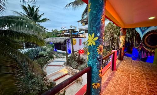 Santa Maria Tonameca Hotel | Beachfront Paradise Boutique Hotel - Alebrijes Jacuzzi Suits