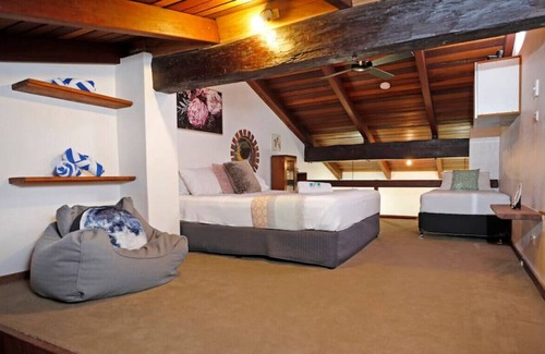 East Trinity House | Beachfront Paradise Araluen Resort Close to Cairns