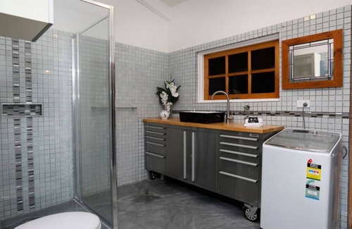 East Trinity House | Beachfront Paradise Araluen Resort Close to Cairns