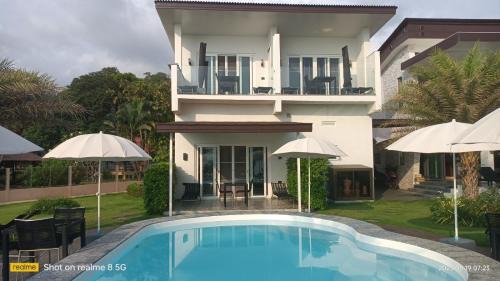 Ko Chang Apartment | Beachfront Pool Villa and Apartment