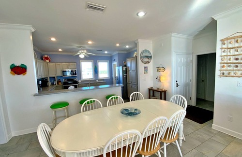 Morgantown House | Beachfront! Pools, Tennis, Pets OK!