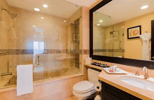 Puerto Vallarta Hotel | ★ Beachfront PV Studio ★ Hammock + Terrace Views ★