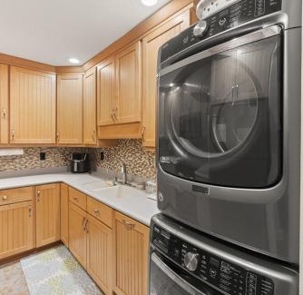 Butler Beach Apartment | Beachfront Resort Getaway 2BR-2BA Condo