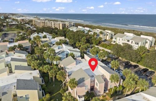 Butler Beach Apartment | Beachfront Resort Getaway 2BR-2BA Condo