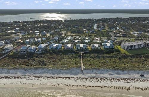 Butler Beach Apartment | Beachfront Resort Getaway 2BR-2BA Condo