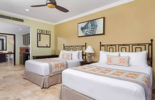 Flamingos Hotel | Beachfront Resort w/Luxurious Amenities-Villa Del Palmar Flamingos Resort & Spa