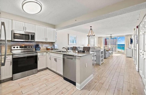 Destin Apartment | Beachfront Retreat- "The Getaway"